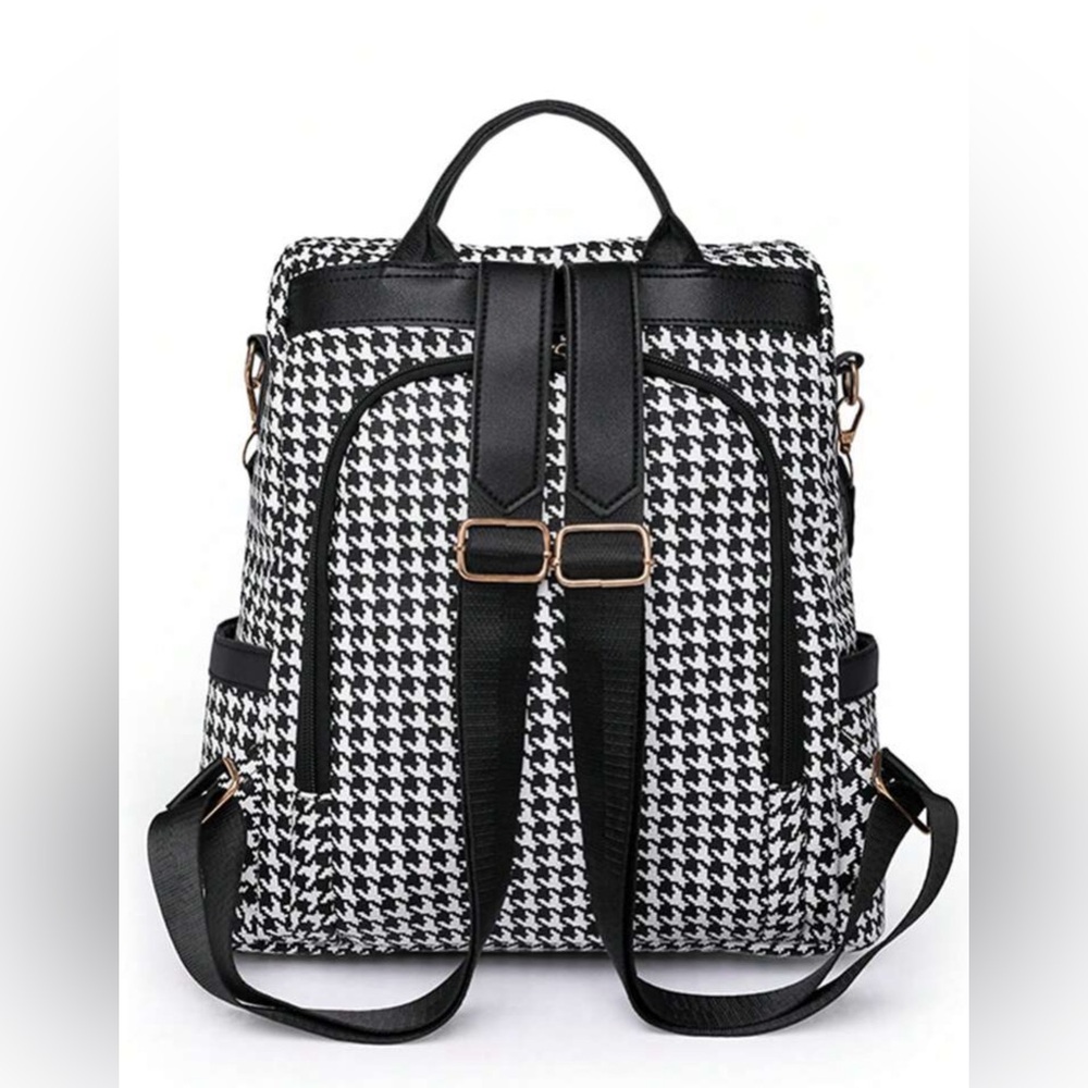 New Backpack, Shoulder Bag - Picture 6 of 7